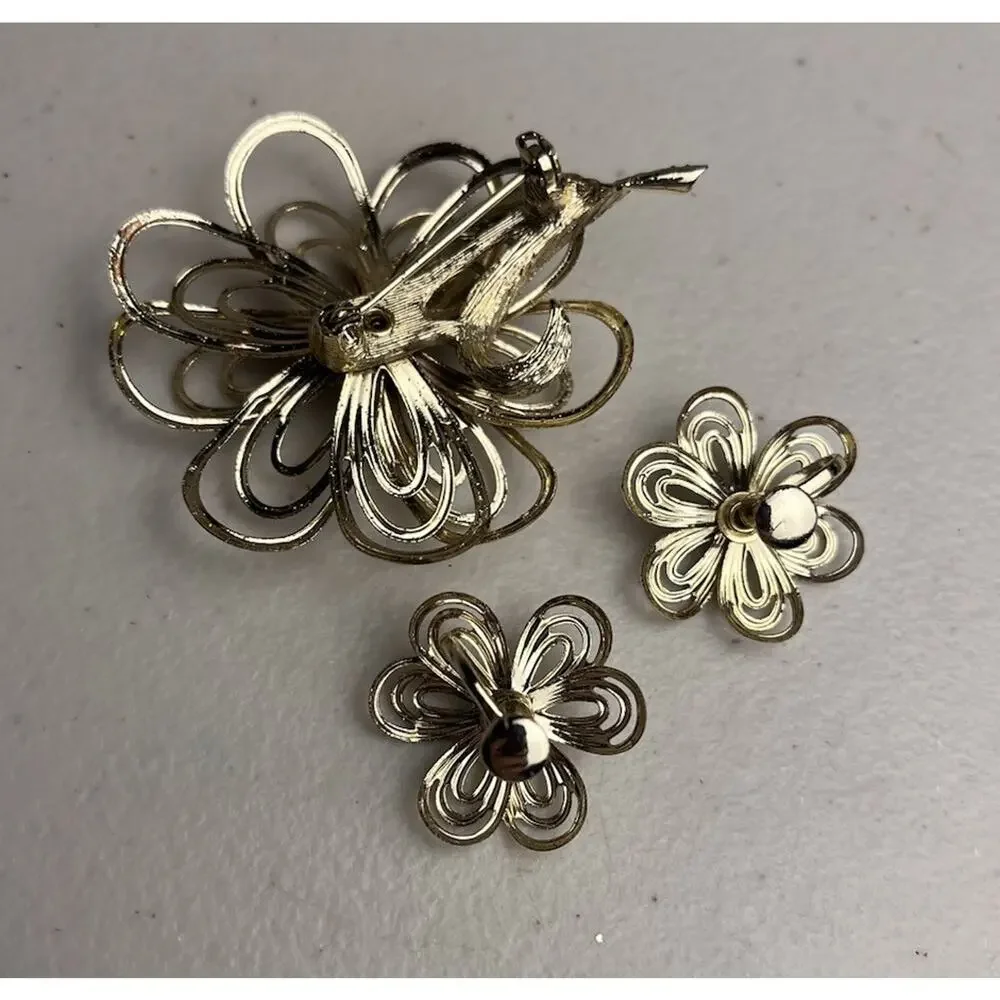 Gold Tone Wire Flower Blue Rhinestone Screw Back Earrings & Brooch Pin Set MCM